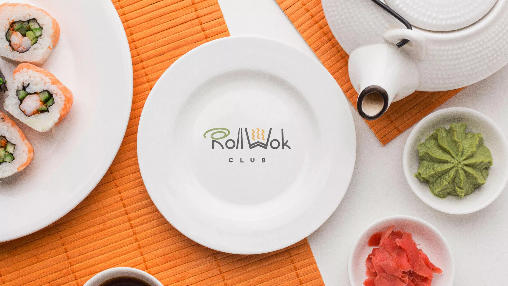Разработка логотипа и фирменного стиля в Спасске для суши-бара «Roll Wok Club» Разработка логотипа и фирменного стиля в Спасске для суши-бара «Roll Wok Club»